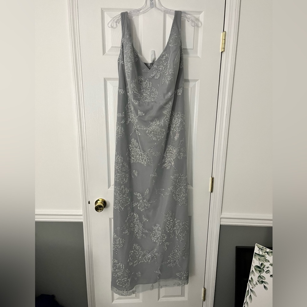 Hayley Paige Occasions Gray Floral Dress